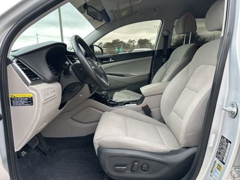 Used 2017 Hyundai Tucson Sport w/ Cargo Package image 9