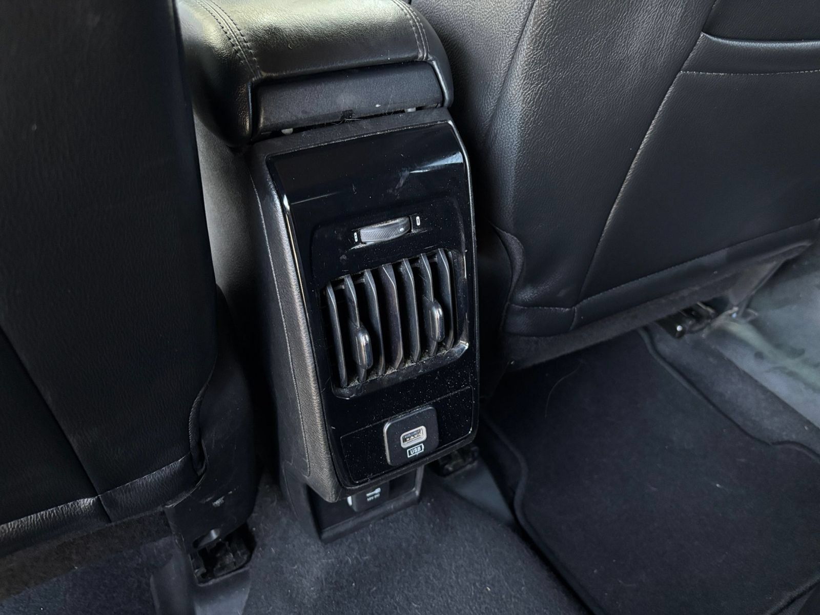 Used 2025 Jeep Compass Limited AWD/4WD image 22