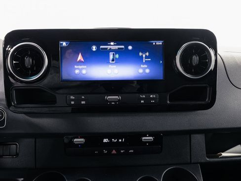 Used 2025 Mercedes-Benz Sprinter 2500 image 14