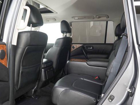 Used 2021 Nissan Armada SL w/ Captain's Chairs Package AWD/4WD image 19