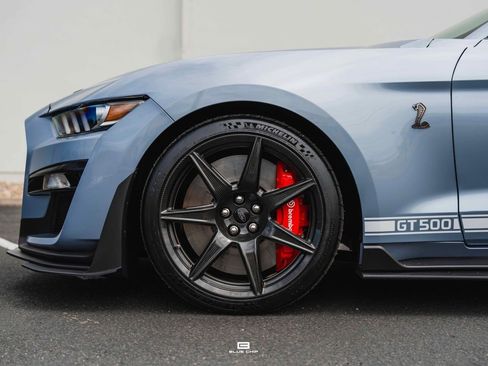 Used 2022 Ford Mustang Shelby GT500 w/ Carbon Fiber Track Pack RWD image 9