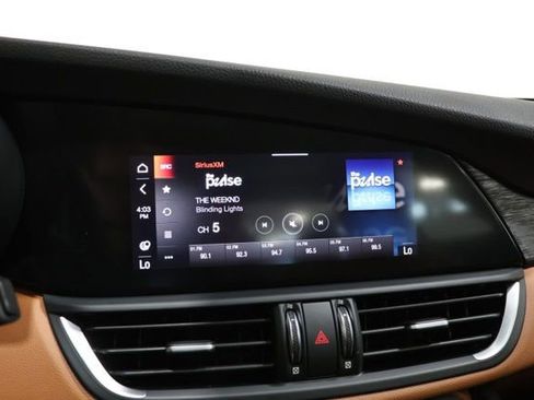 Used 2020 Alfa Romeo Giulia AWD w/ Cold Weather Package image 22