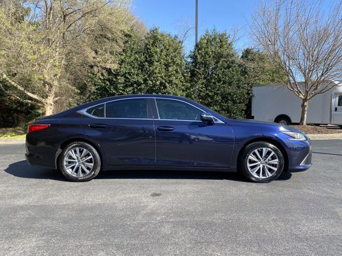 Used 2020 Lexus ES 350 w/ Premium Package image 10