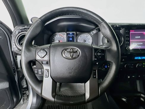 Used 2021 Toyota Tacoma TRD Sport RWD image 17