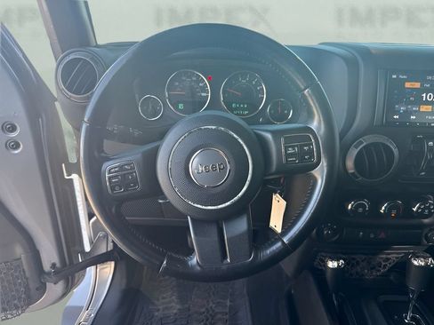 Used 2017 Jeep Wrangler Unlimited Sport w/ Quick Order Package 24S AWD/4WD image 11