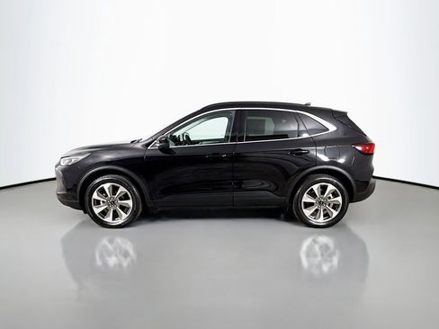 Used 2025 Ford Escape Platinum image 4