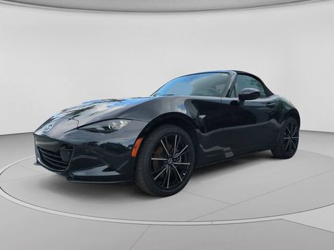 New 2026 MAZDA MX-5 Miata Grand Touring RWD image 8