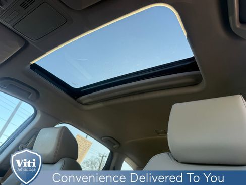 Used 2019 Honda CR-V Touring image 19