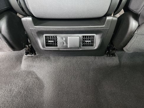 Certified 2025 Chevrolet Silverado 1500 LT RWD image 31
