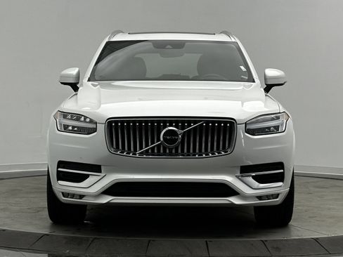 Used 2022 Volvo XC90 T6 Inscription w/ Advanced Package image 2