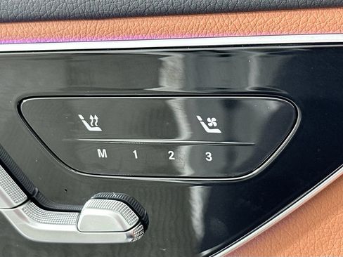 Used 2026 Mercedes-Benz C 300 Sedan image 18