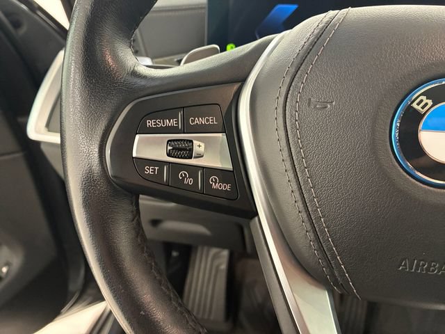 Used 2025 BMW X5 xDrive50e AWD/4WD image 23
