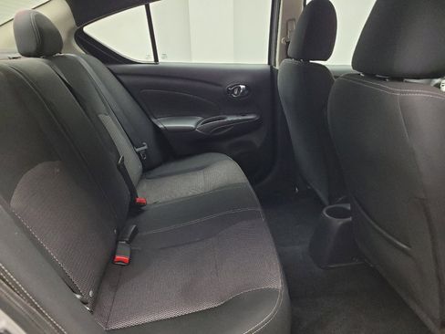 Used 2018 Nissan Versa SV FWD image 19