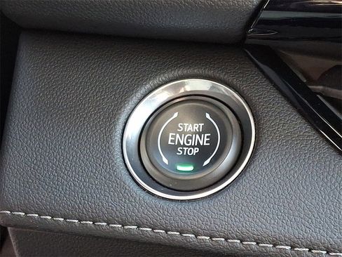 Certified 2025 Buick Enclave Preferred image 22