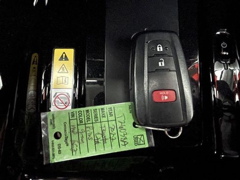 Certified 2022 Toyota Prius Limited image 26