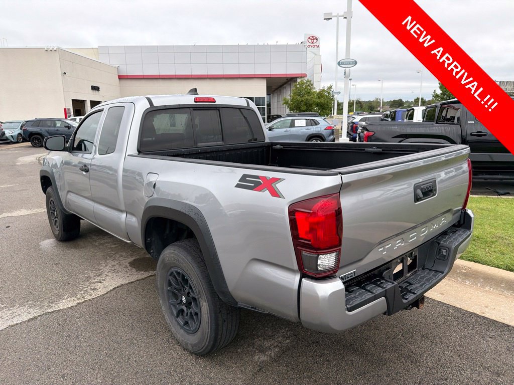 Used 2020 Toyota Tacoma SR w/ SX Package RWD image 6