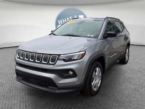 Used 2022 Jeep Compass Latitude w/ Convenience Group image 8