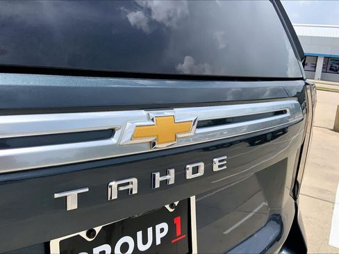 Used 2021 Chevrolet Tahoe High Country w/ Premium Package RWD image 30