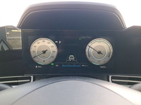 Used 2022 Hyundai Elantra Limited w/ Cargo Package image 23