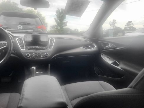 Used 2020 Chevrolet Malibu LT FWD image 55
