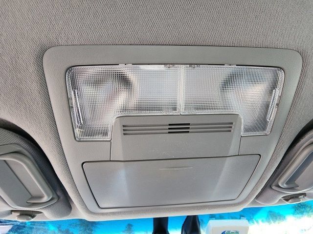 Used 2012 Toyota Camry LE FWD image 27