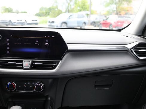 Used 2026 Chevrolet TrailBlazer LS w/ LS Convenience Package AWD/4WD image 24