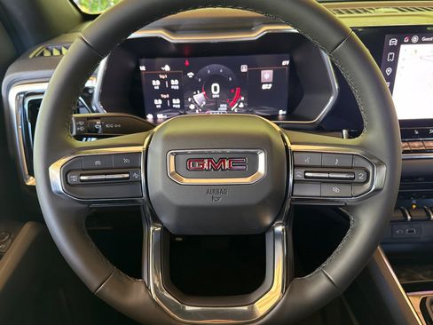 New 2026 GMC Canyon Elevation w/ Convenience Package RWD image 24