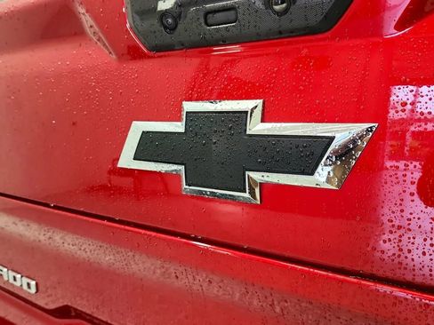Used 2024 Chevrolet Silverado 1500 RST image 16
