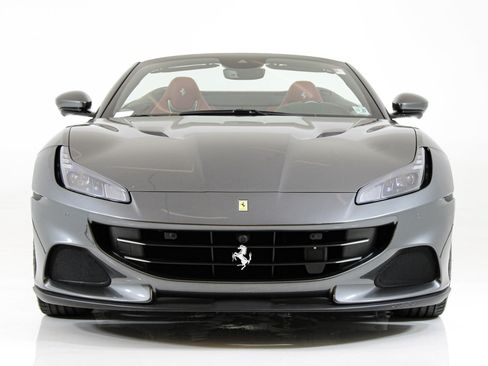 Certified 2022 Ferrari Portofino M RWD image 17