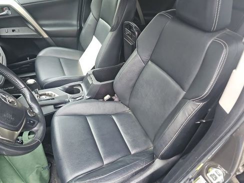 Used 2013 Toyota RAV4 Limited AWD/4WD image 8