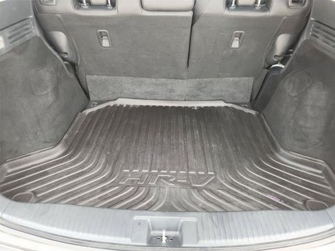 Used 2022 Honda HR-V EX-L image 24