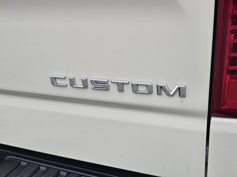 Used 2026 Chevrolet Silverado 1500 Custom RWD image 11