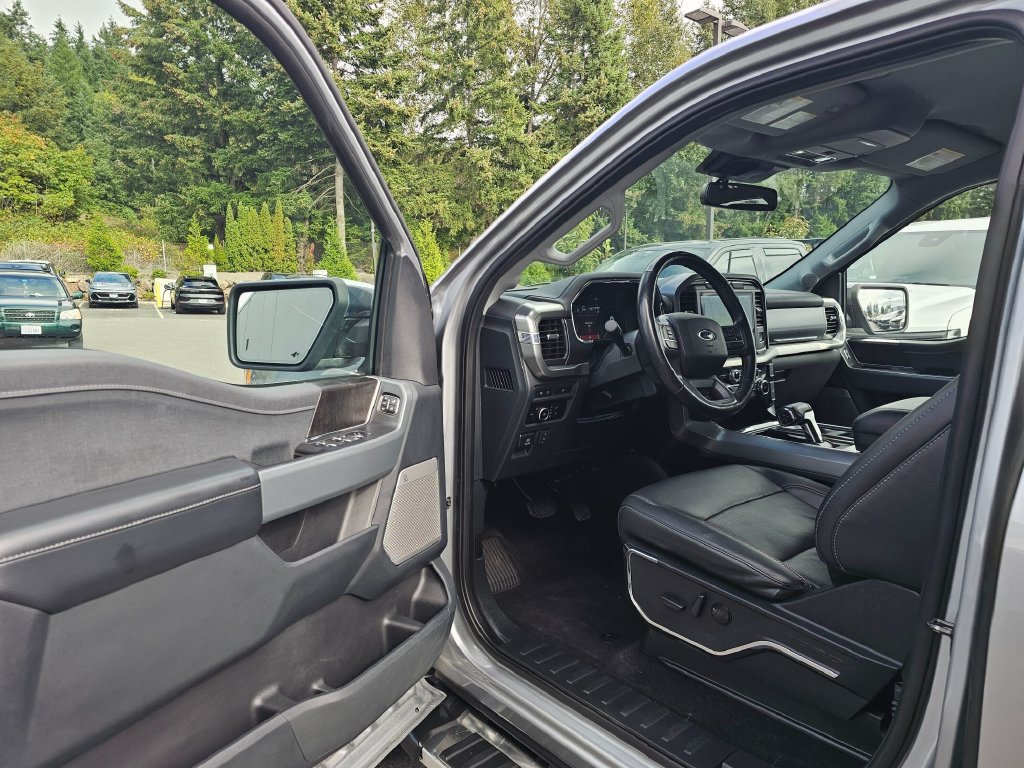 Used 2023 Ford F150 Lariat AWD/4WD image 24
