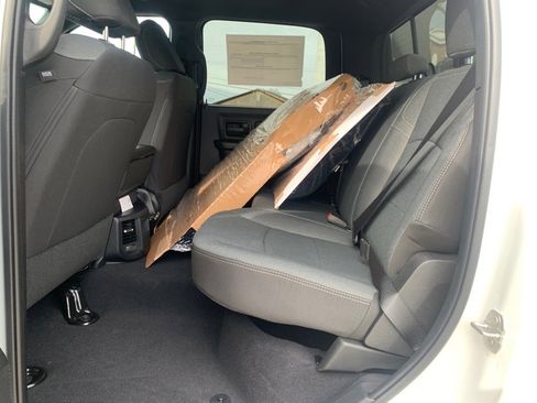 Used 2024 RAM 2500 Tradesman w/ Safety Group image 17