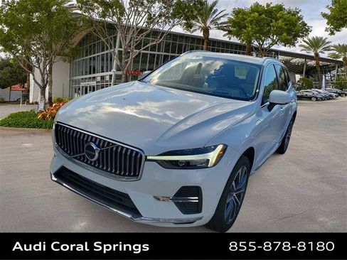 Used 2022 Volvo XC60 T8 Inscription Expression w/ Advanced Package image 1