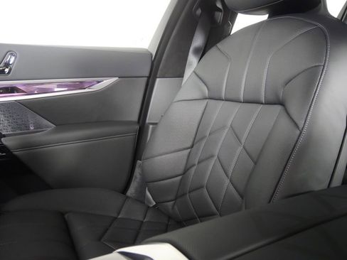 New 2026 BMW 760i xDrive image 26
