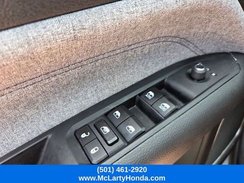 Used 2024 Jeep Compass Latitude AWD/4WD image 29