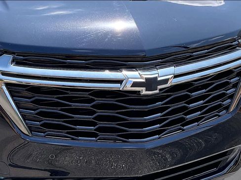 Used 2023 Chevrolet Equinox Premier w/ Redline Edition FWD image 29