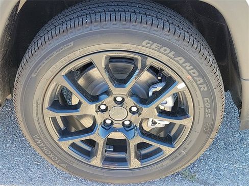 New 2026 Jeep Compass Latitude w/ Quick Order Package 29K image 7