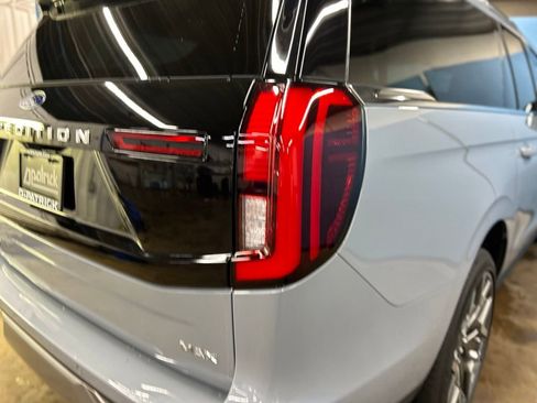 New 2026 Ford Expedition Max Platinum w/ Platinum Ultimate Package image 12