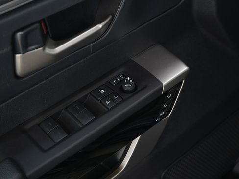 Used 2022 Toyota Tundra Limited w/ TRD Off-Road Tow Package image 20