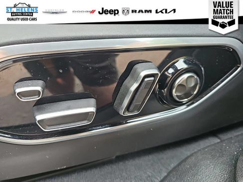 Used 2022 Jeep Grand Cherokee Summit AWD/4WD image 28
