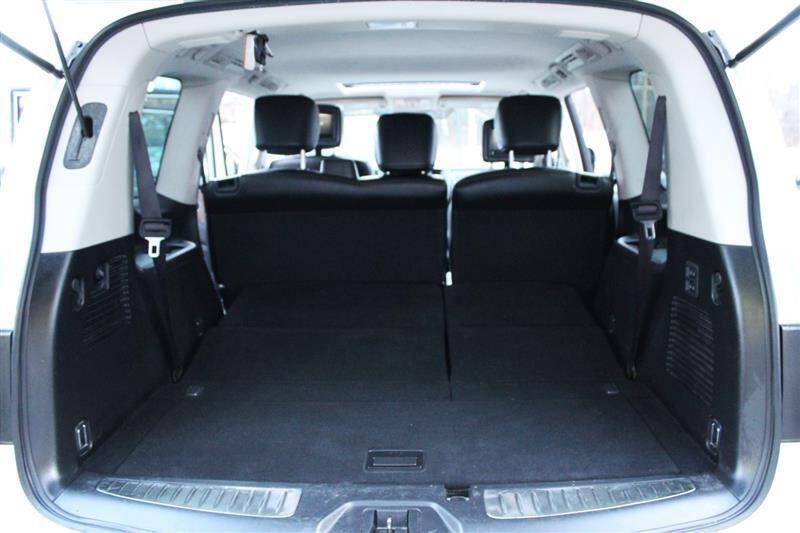 Used 2018 Nissan Armada Platinum w/ Interior Lighting Package AWD/4WD image 34