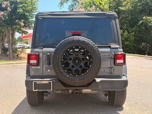 Used 2023 Jeep Wrangler Unlimited Sport AWD/4WD image 4