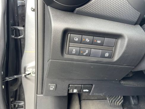 Used 2023 Nissan Kicks S w/ Interior Electronics Package FWD image 26