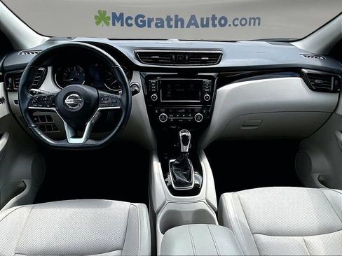 Used 2022 Nissan Rogue Sport SL w/ Premium Package AWD/4WD image 9