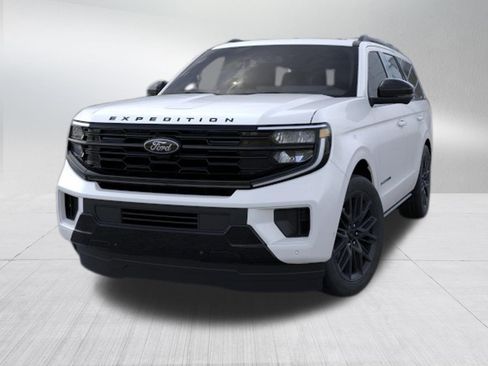 New 2026 Ford Expedition Platinum AWD/4WD image 3