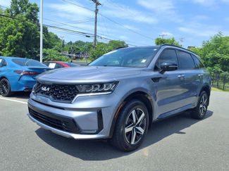 Used 2023 Kia Sorento S w/ Panoramic Sunroof Package image 1