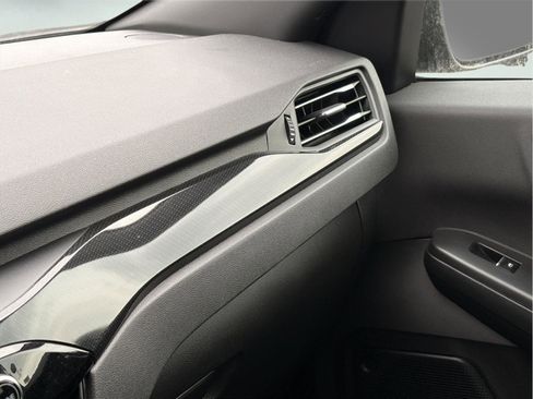 Used 2025 Ford Escape ST-Line image 25