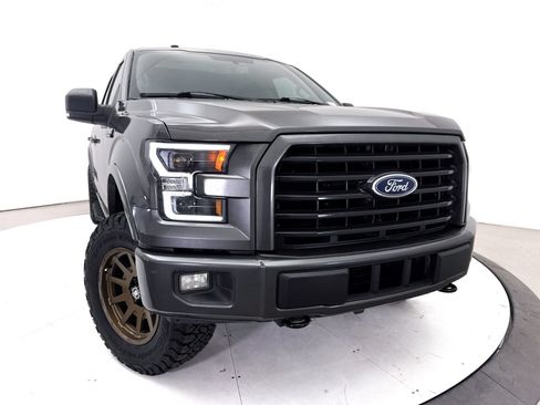 Used 2017 Ford F150 XLT w/ Equipment Group 302A Luxury AWD/4WD image 7